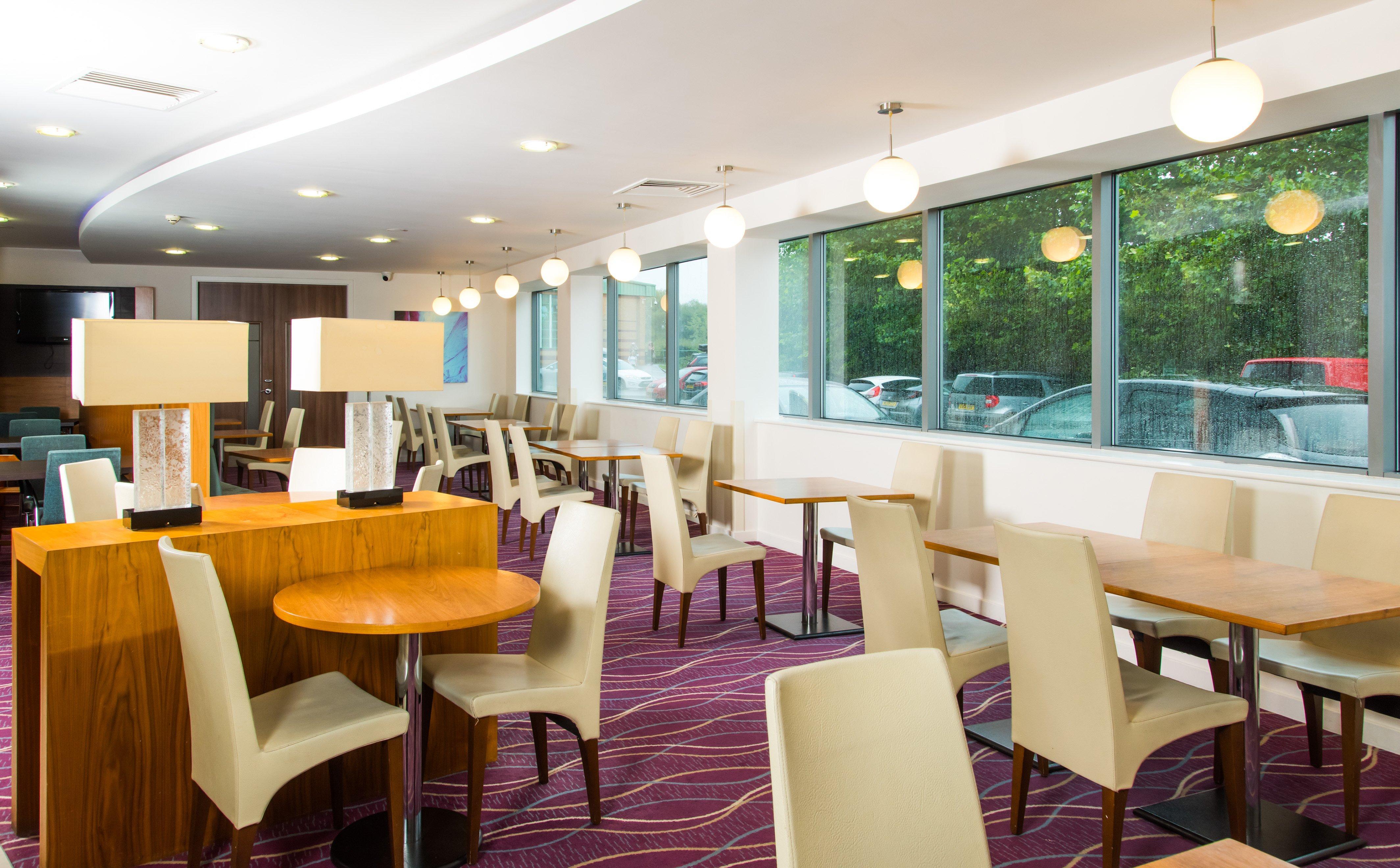 Holiday Inn Express Tamworth By Ihg Exterior photo